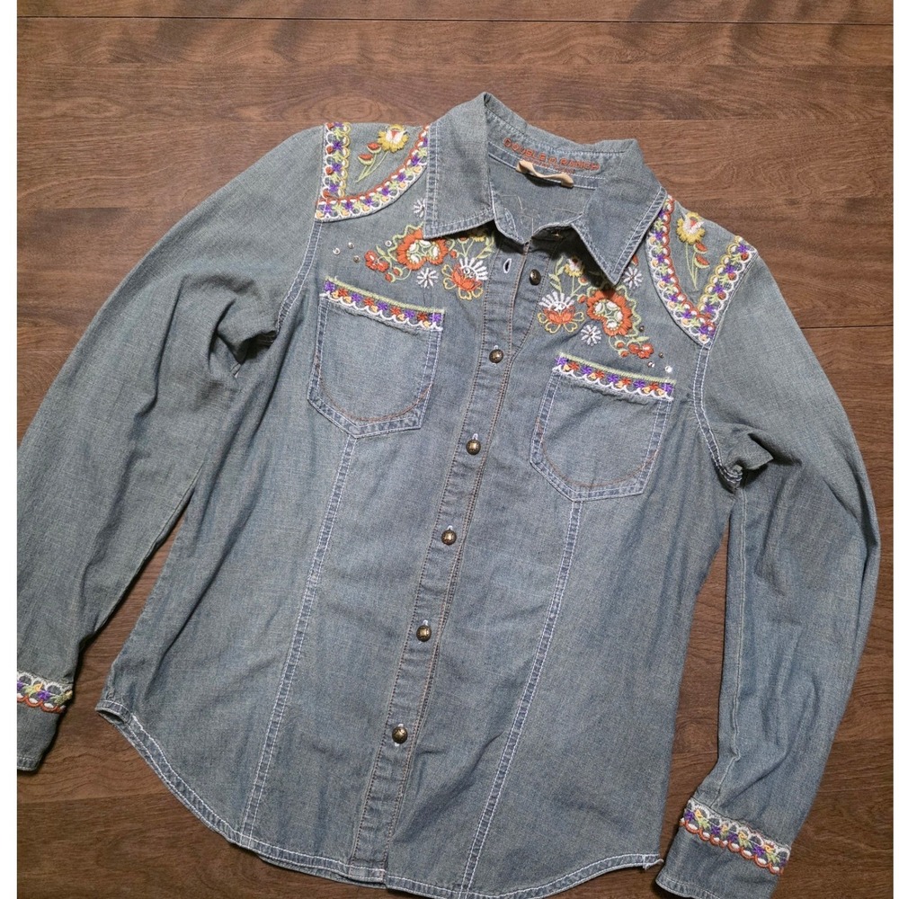 Double D Ranch Womens XS Blue Denim Embroidered Floral Western Button Up Shirt